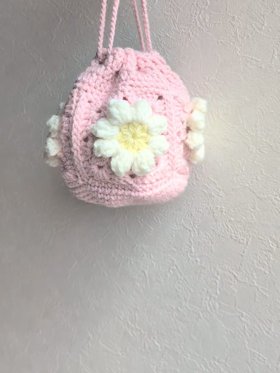 お花の巾着ポーチ 手編み かぎ針編み 巾着袋 巾着バッグ ハンドメイド ピンク