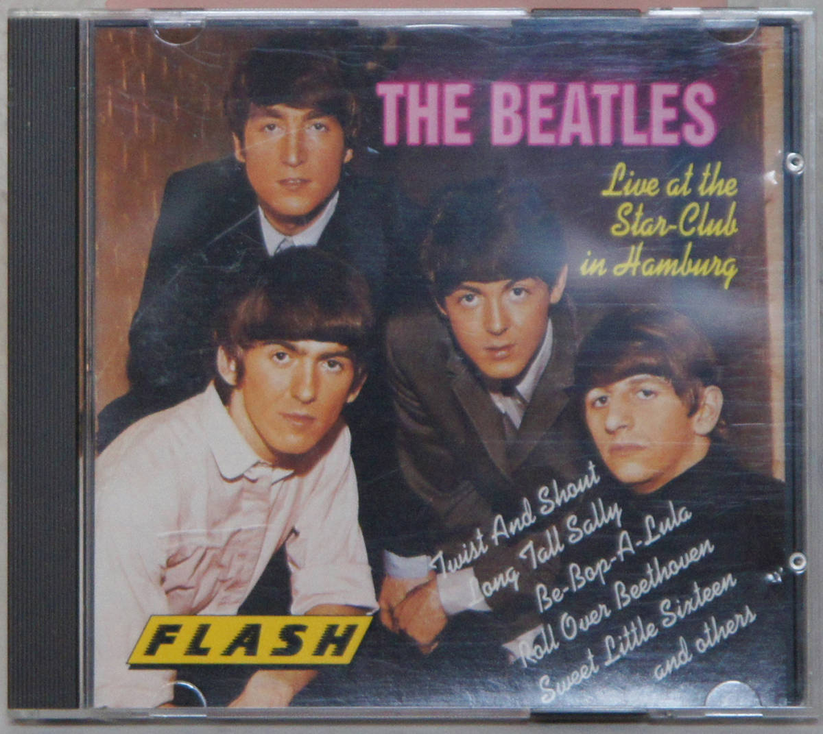 CD ● THE BEATLES / LIVE AT THE STAR CLUB IN HAMBURG ●8330-2 ビートルズ 輸入盤 Y408_画像1