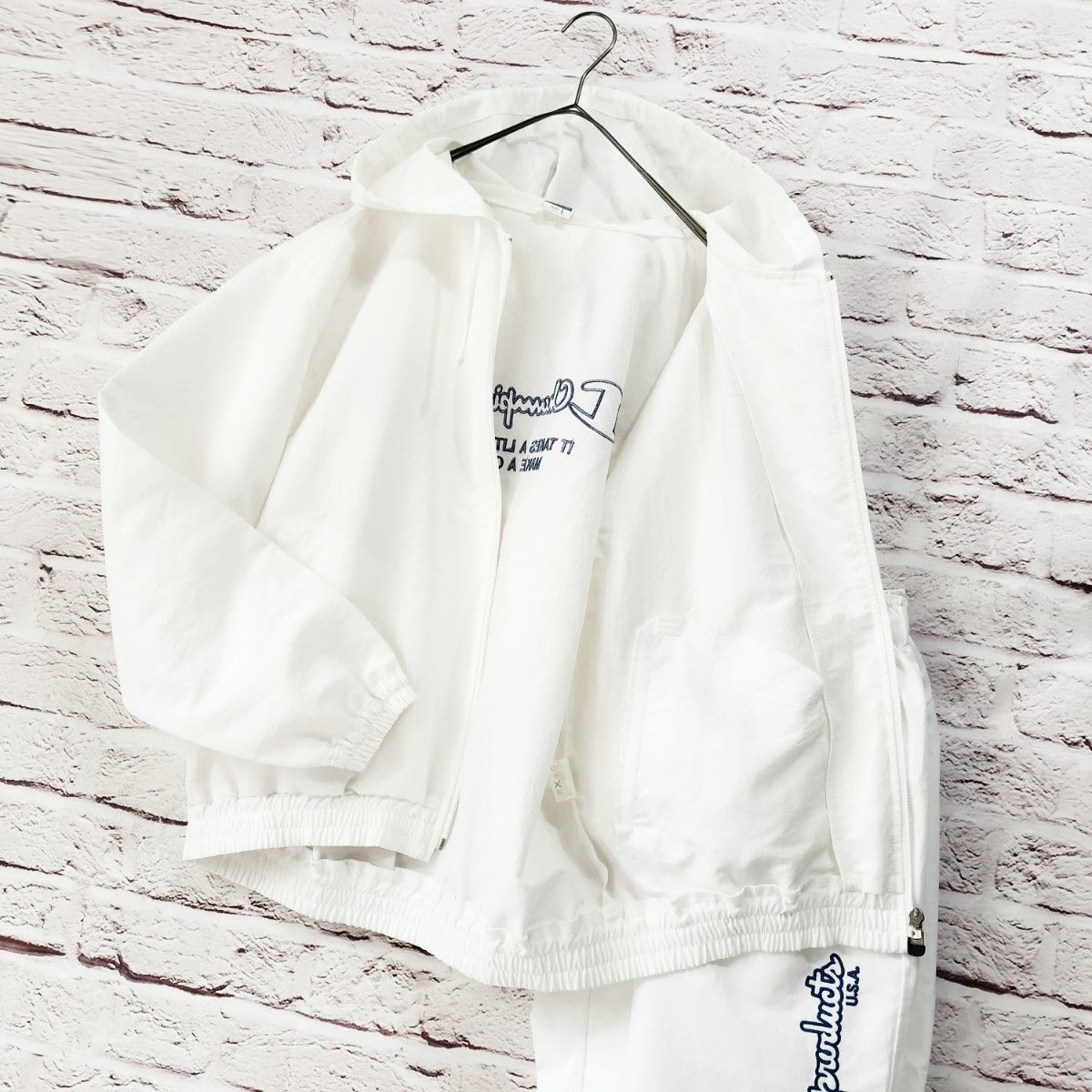 【日本製】Champion チャンピオン ナイロン セットアップ 上下 ロゴ刺繍 日本製】Champion チャンピオン ナイロン セットアップ 上下
