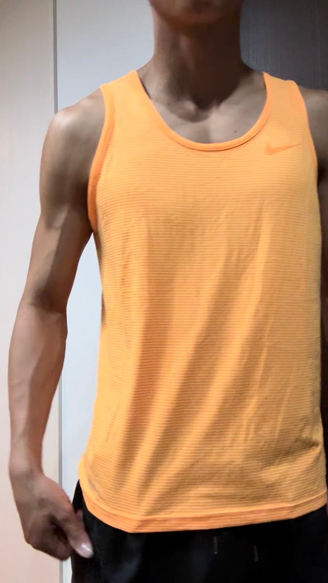 Nikeナイキ DRI-FIT ストライプタンクトップ オレンジ Mサイズ タンクトップ ナイキ NIKE RDY