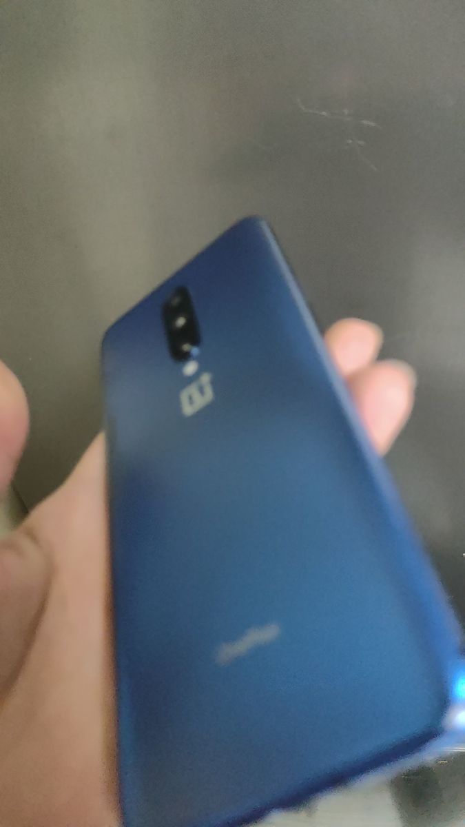 美品 爆速 oneplus7pro 状況は綺麗 Volte化 root化済み simフリー 美しいスマホ