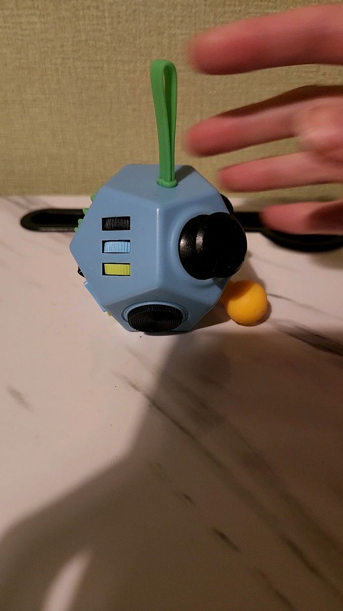 フィジットトイ 箱あり