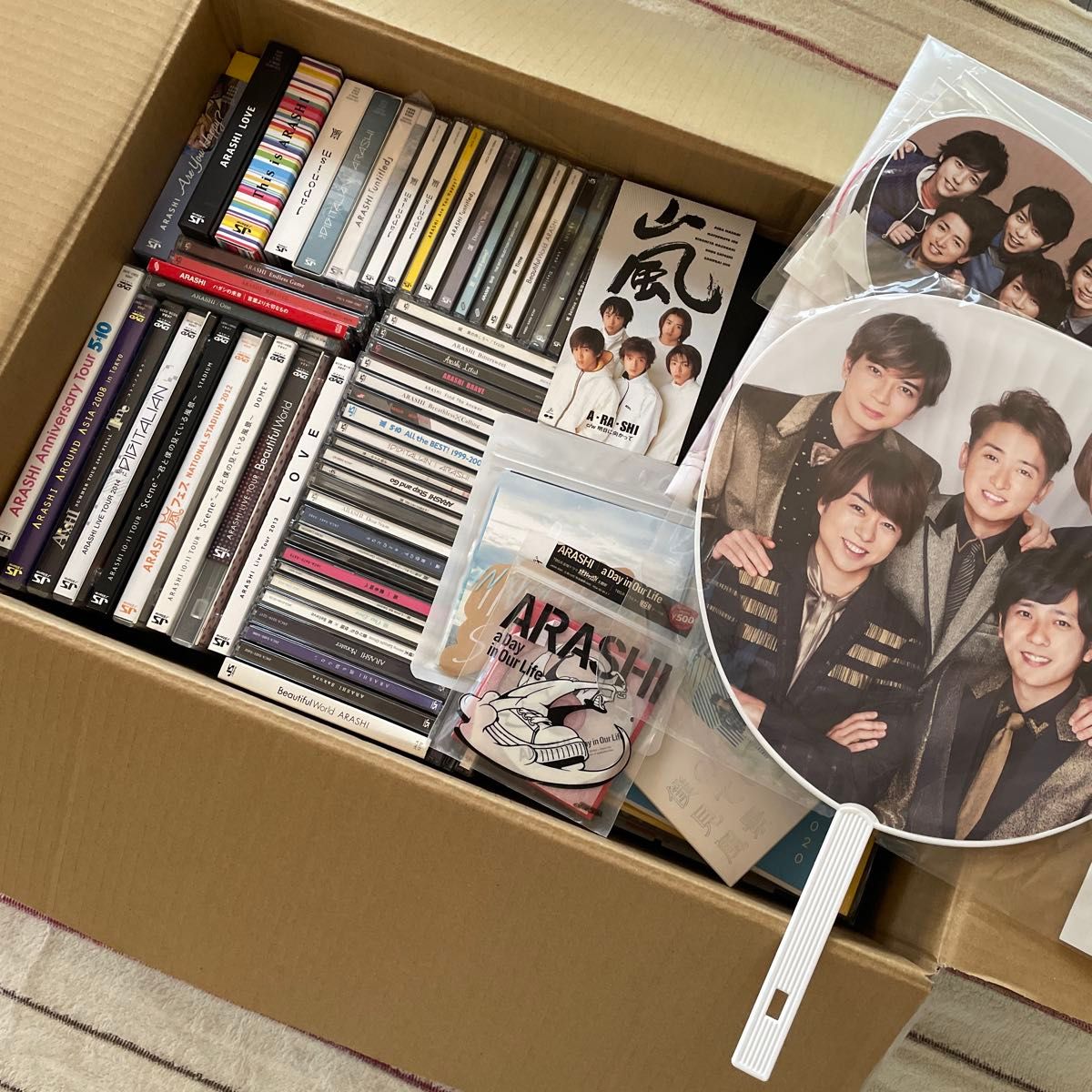 ランキング上位のプレゼント CD 嵐 DVD 『風セット』|Yahoo!フリマ(旧 グッズ詰め合わせ K-POP・アジア