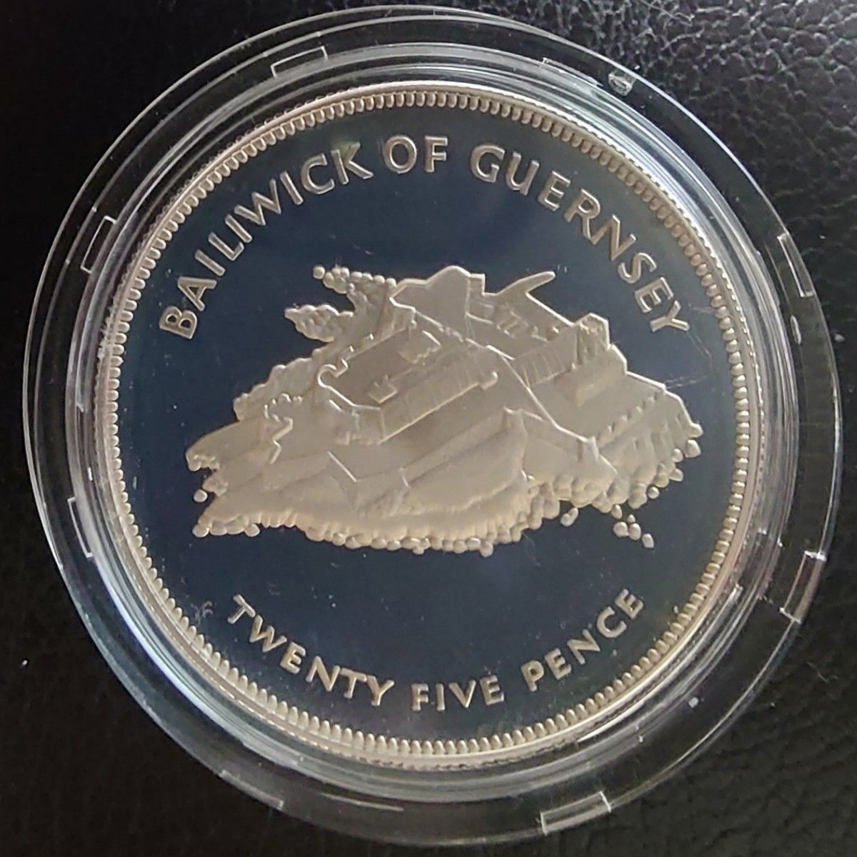 1977年 イギリス王室属領ガーンジー島銀貨 25ペンス エリザベス 1977年 イギリス王室属領ガーンジー島銀貨 25ペンス エリザベス