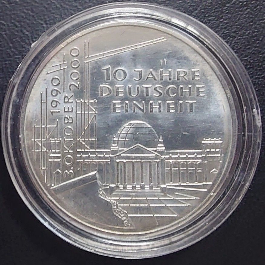 リベリア 1993年 銀貨風アイルトンセナ リベリア 1993年 銀貨風アイルトンセナ