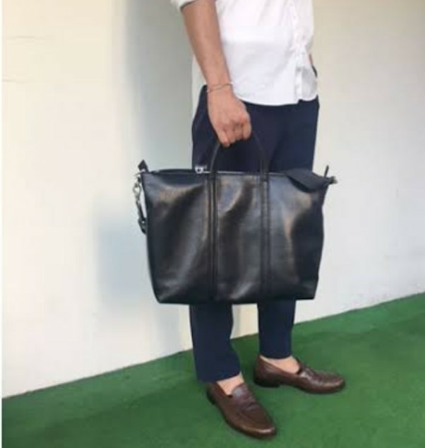 美品 アニアリ 2way ブリーフ トート バッグ ユニセックス
