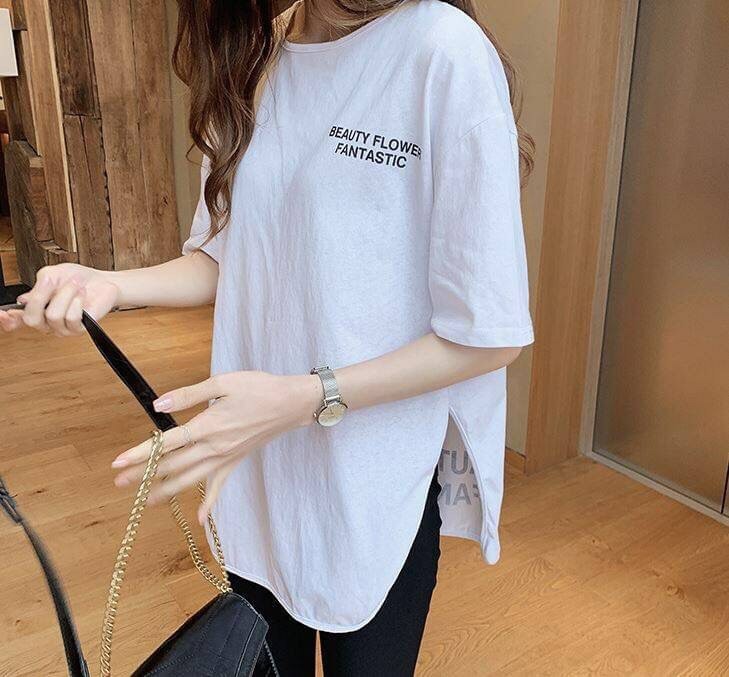 スリット　ロゴTシャツ　XL 韓国  ホワイト  大人気  SALE