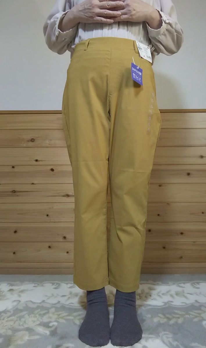 Lサイズ Мサイズ寄り ひんやり UV対策 ストレッチ アンクル丈 らくらくパンツ カラシ色 黄色 接触冷感 TOPVALU