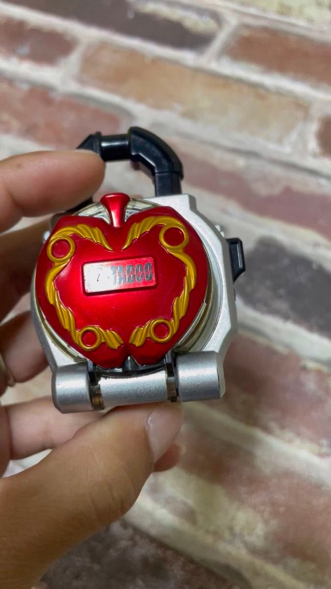 仮面ライダー鎧武 DX禁断のリンゴロックシード&イドゥンフェイスプレート