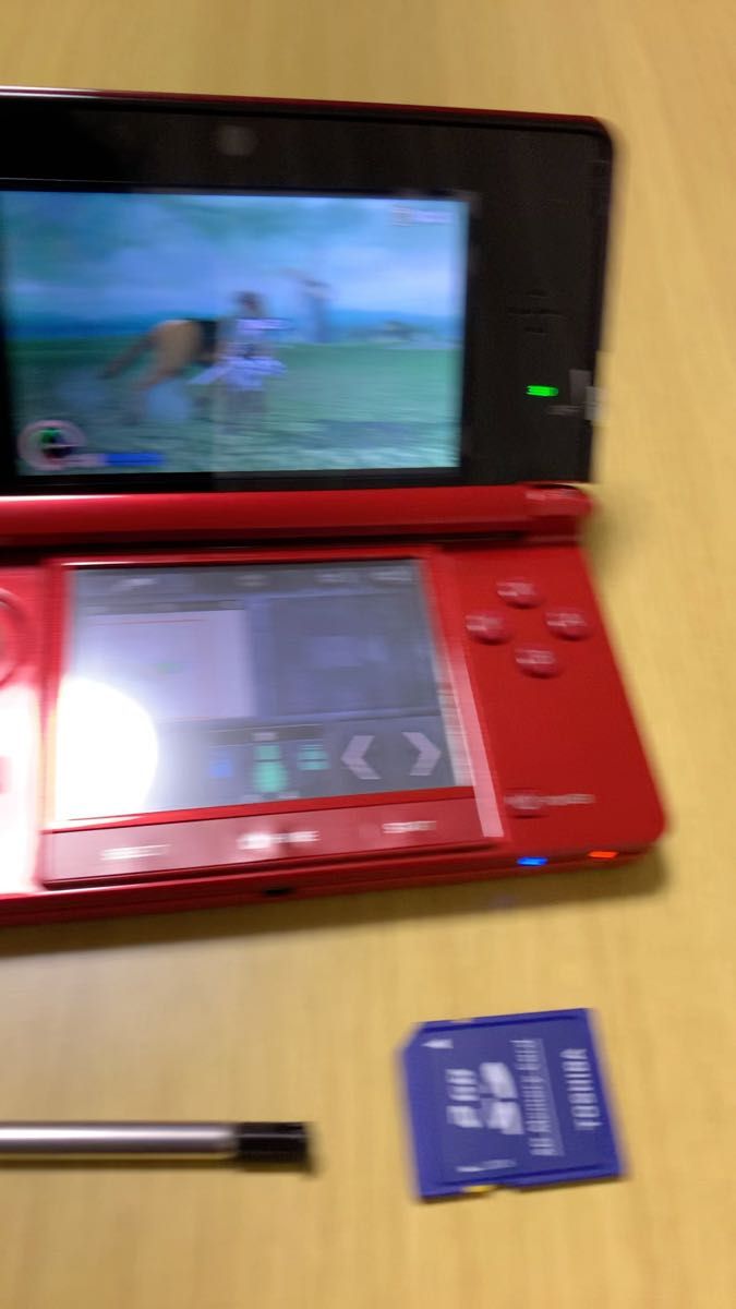 任天堂 ニンテンドー3DS(メタリックレッド)美品とソフト(進撃の巨人2)付き