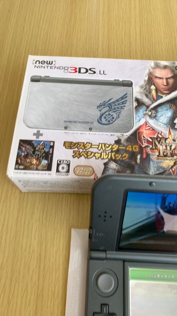おすすめ品 モンスターハンター4G スペシャルパック(美品ですが、、、液晶やけややあり)その他全て揃ってます!