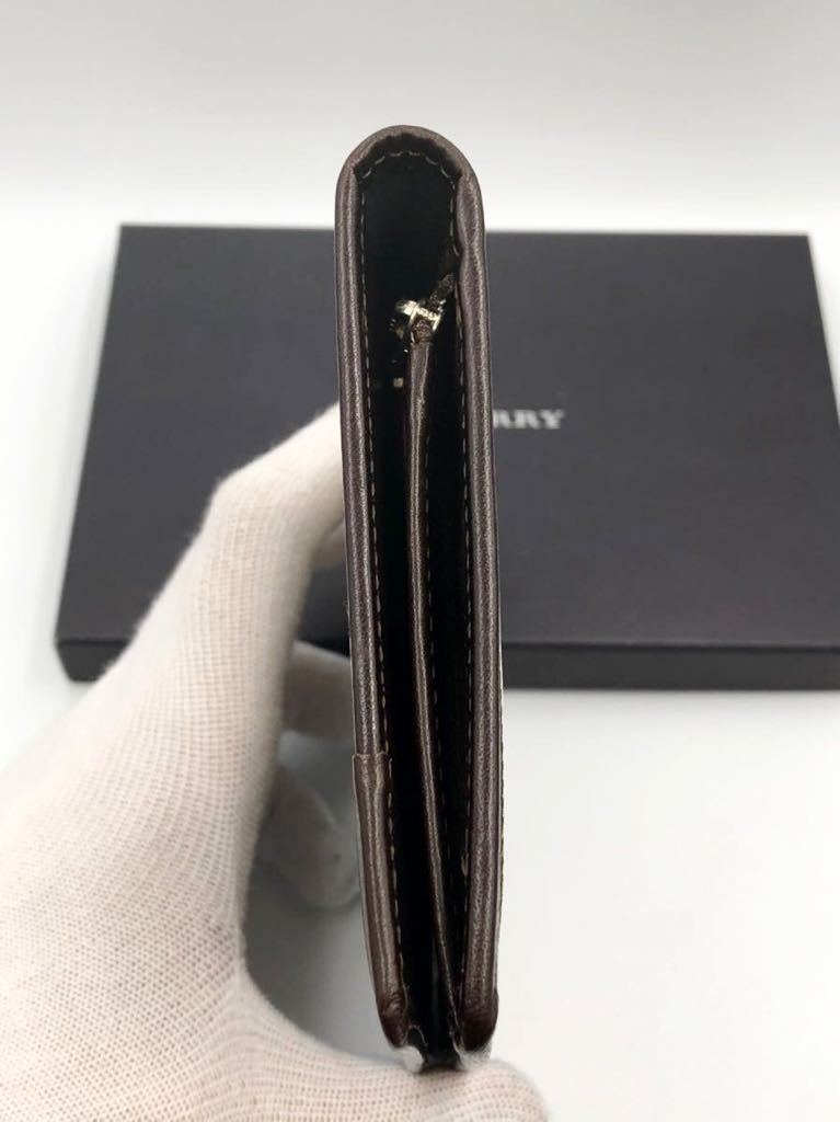 バーバリー 二つ折り財布 ダークブラウン×チェック 未使用品 カード