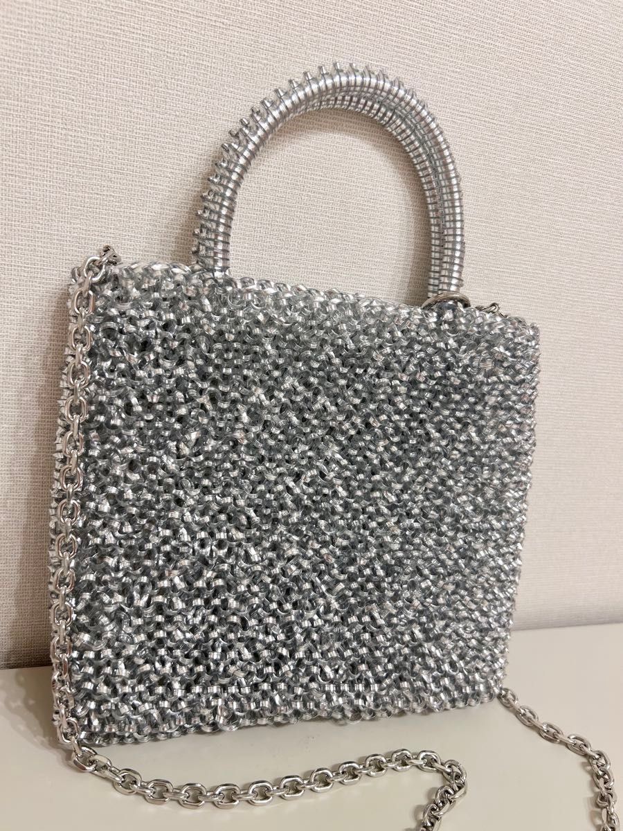 即日発送アンテプリマ風 ビーズ ワイヤーバッグ ショルダーバッグ 新品 シルバー 即日発送 アンテプリマ風 ビーズ ワイヤーバッグ ショルダー