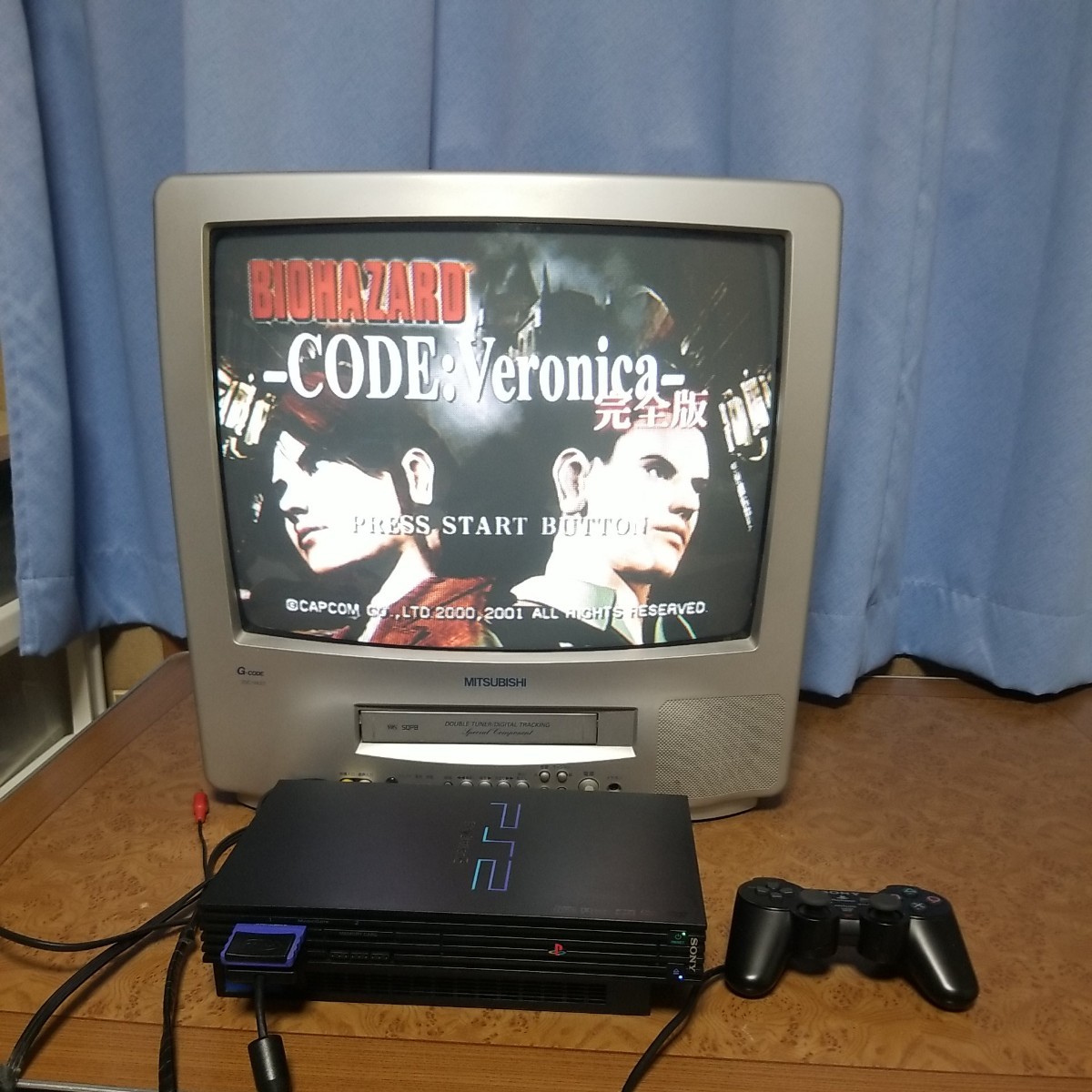 Paypayフリマ Ps2本体リモコン メモリー二枚付バイオ1と2と3とコードベロニカ送料込 Paypayフリマ Ps2本体リモコン メモリー二枚付バイオ1と2と3とコードベロニカ送料込