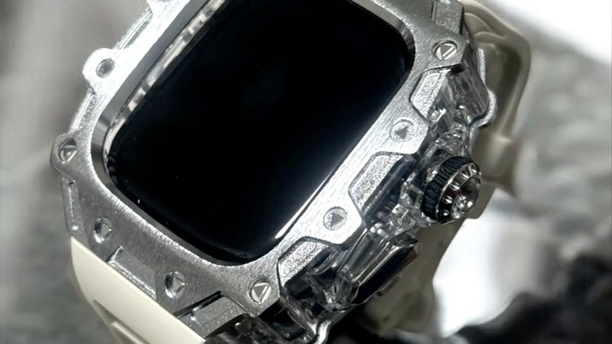 【Apple Watch Ultra / Ultra 2(49mm対応)】ラグジュアリーカバー&バンドセットアッシュホワイト