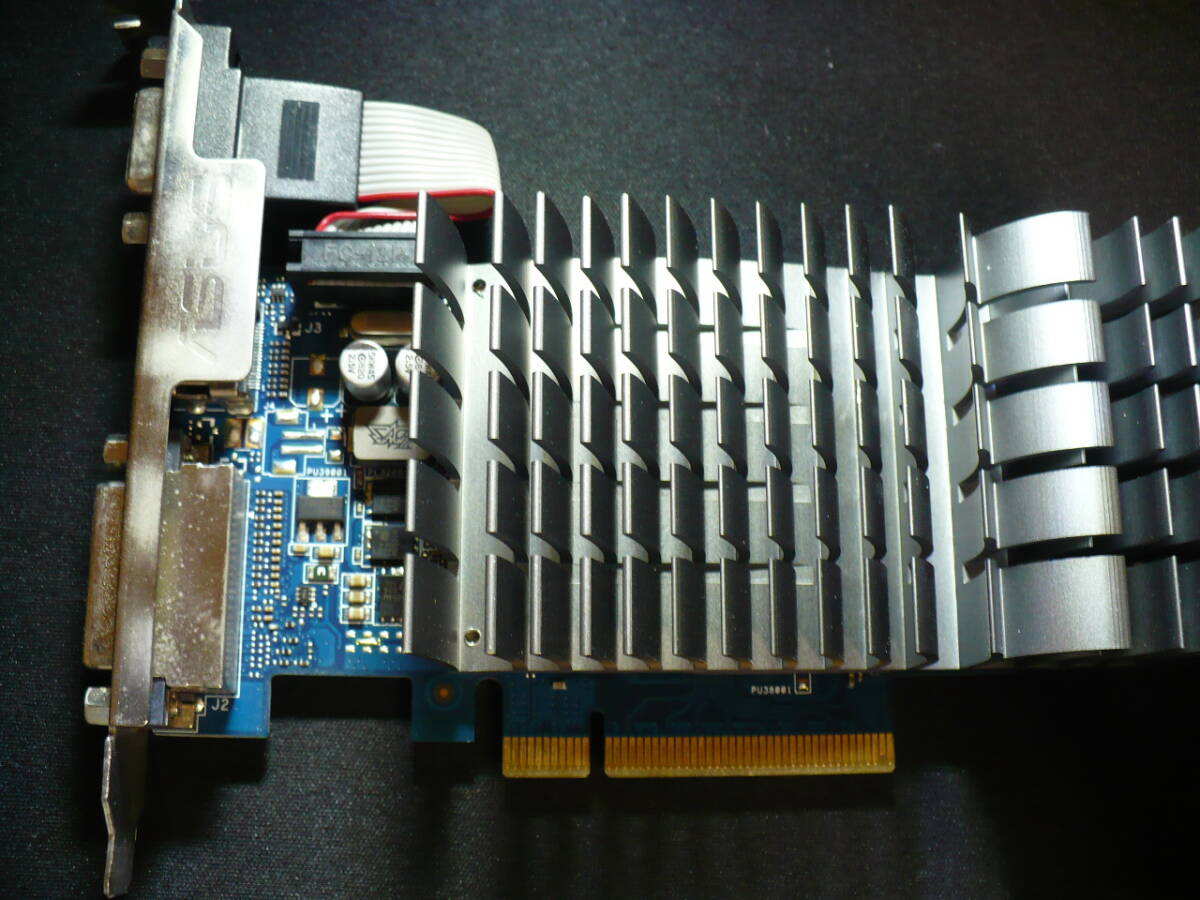 ASUS NVIDIA GeForce GT730 ファンレス