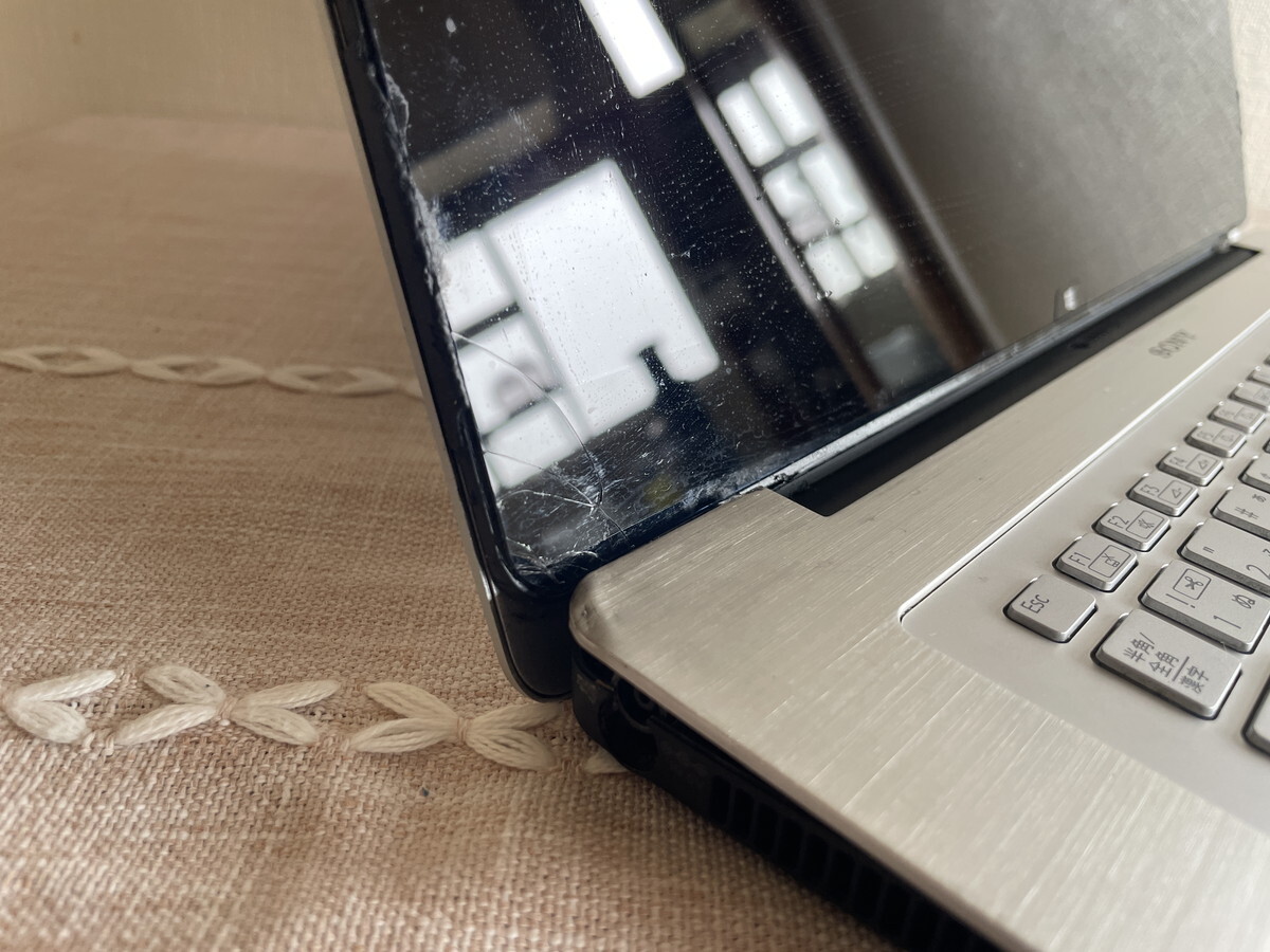** SONY VAIO SVF15N17DJS Corei3 ноутбук Junk 