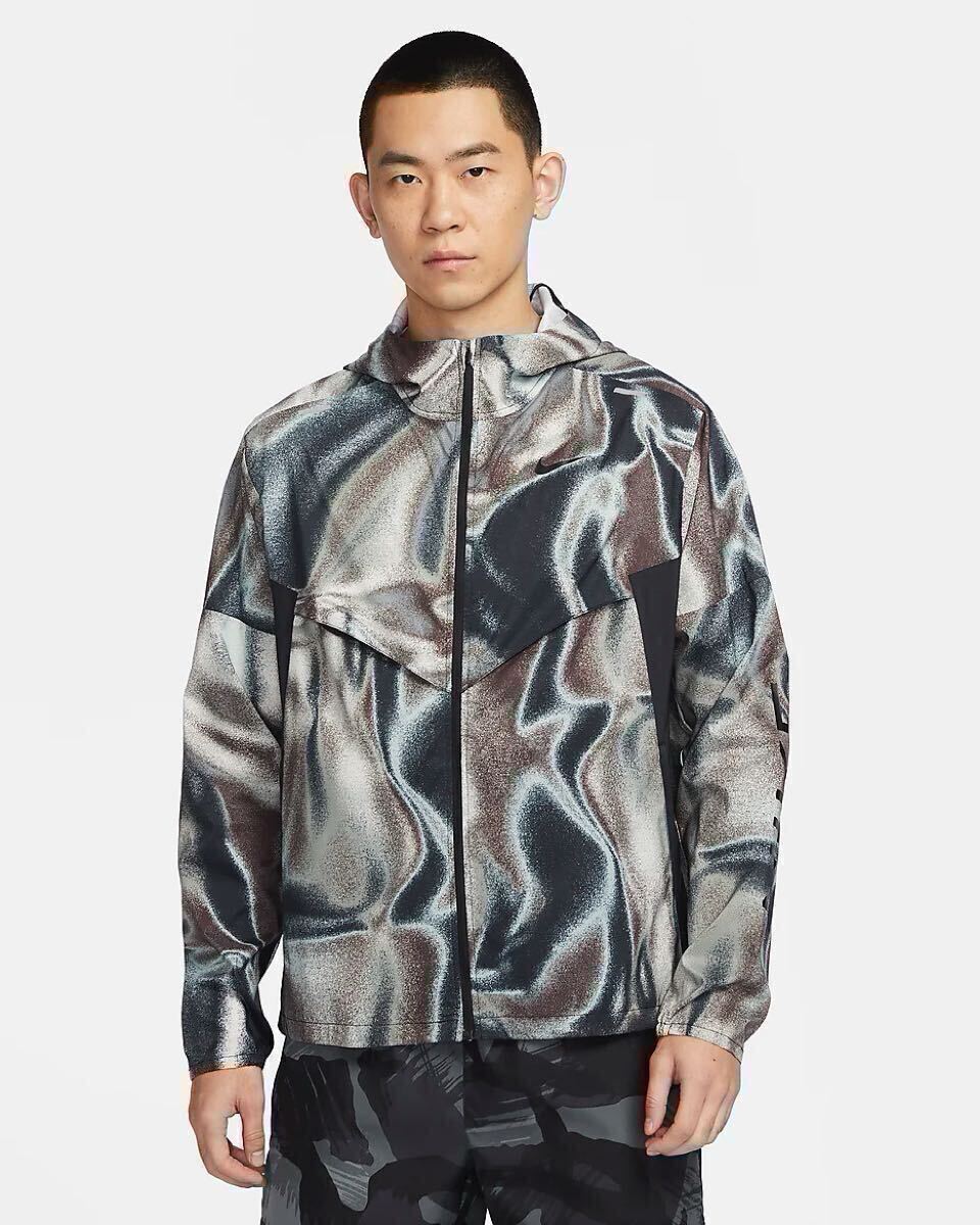 新品 定価17710円 Lサイズ　NIKE ナイキ　レペル UV 総柄　ウインドランナー　ジャケット　メンズ　ランニングジャケット