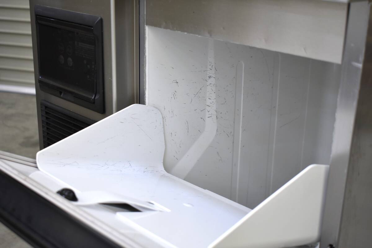 yt1932ジ ホシザキ 業(yè)務用制氷機 CM-100K チップアイスメーカー 制氷100kg AC100V 2015年制造 幅60cm 通電OK 現(xiàn)狀品『引取歓迎』70530-09