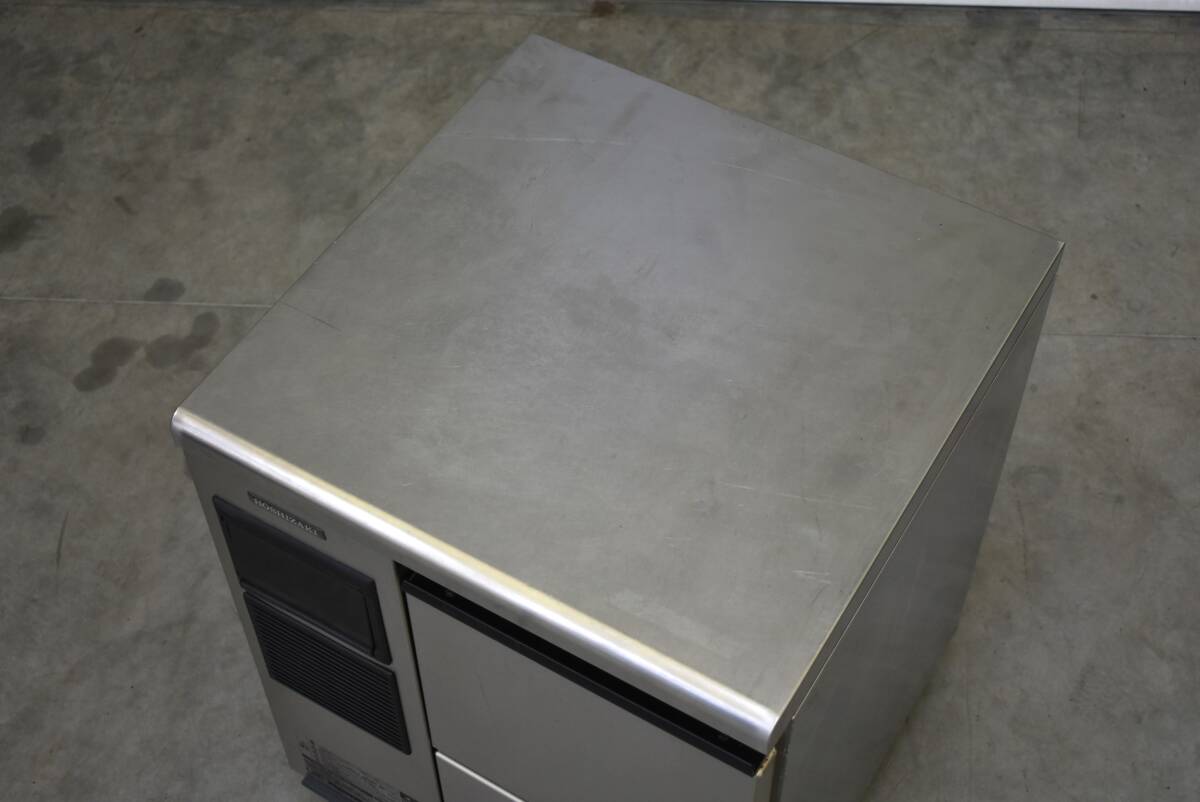 yt1932ジ ホシザキ 業(yè)務用制氷機 CM-100K チップアイスメーカー 制氷100kg AC100V 2015年制造 幅60cm 通電OK 現(xiàn)狀品『引取歓迎』70530-09