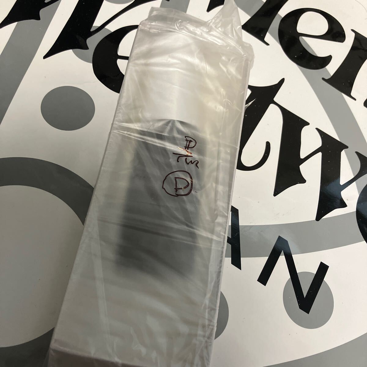 送料込●新品●Vivienne Westwood 定番黒 五連キーリング 本牛革 黒D キーホルダー バッグチャーム ヴィヴィアンウエストウッド ビビアン