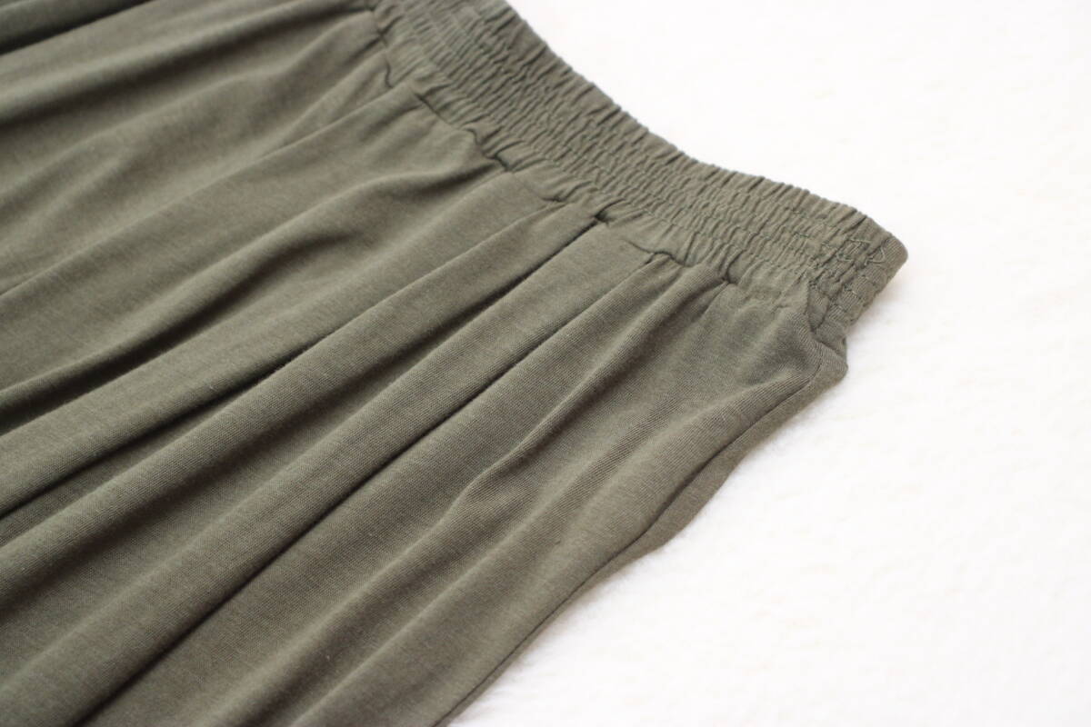 5-1266 新品 ウエストゴムフレアパンツ