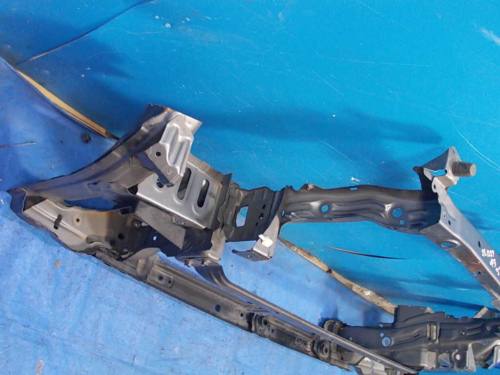 JF3/JF4/N-BOX カスタムG/Lホンダセンシング　コアサポート/ホースメント、キャッチ付　フレームカット　カラーNo.NH880M　EG型式S07B_画像7