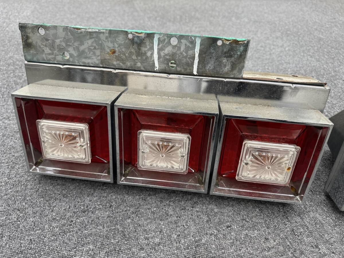【G0618？】テールランプ トラック 中古 通電未確認(rèn)