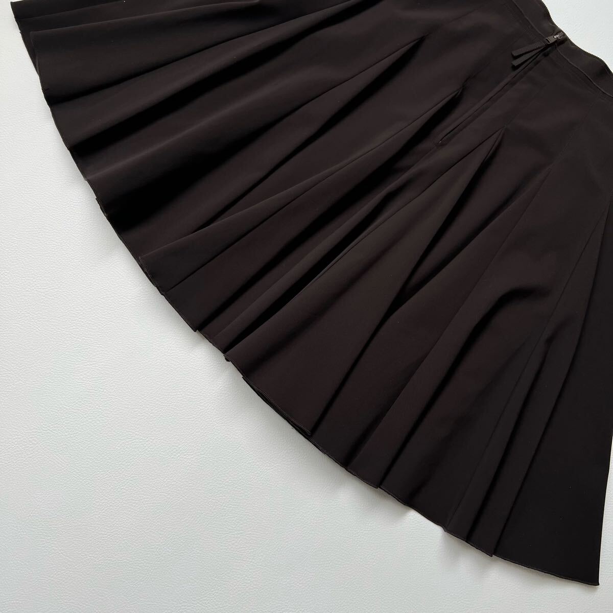 美品 FOXEY NEW YORK フォクシーニューヨーク フレアスカート ボックスプリーツスカート ダークブラウン 細(xì)身さん必見(jiàn) 38 レディース