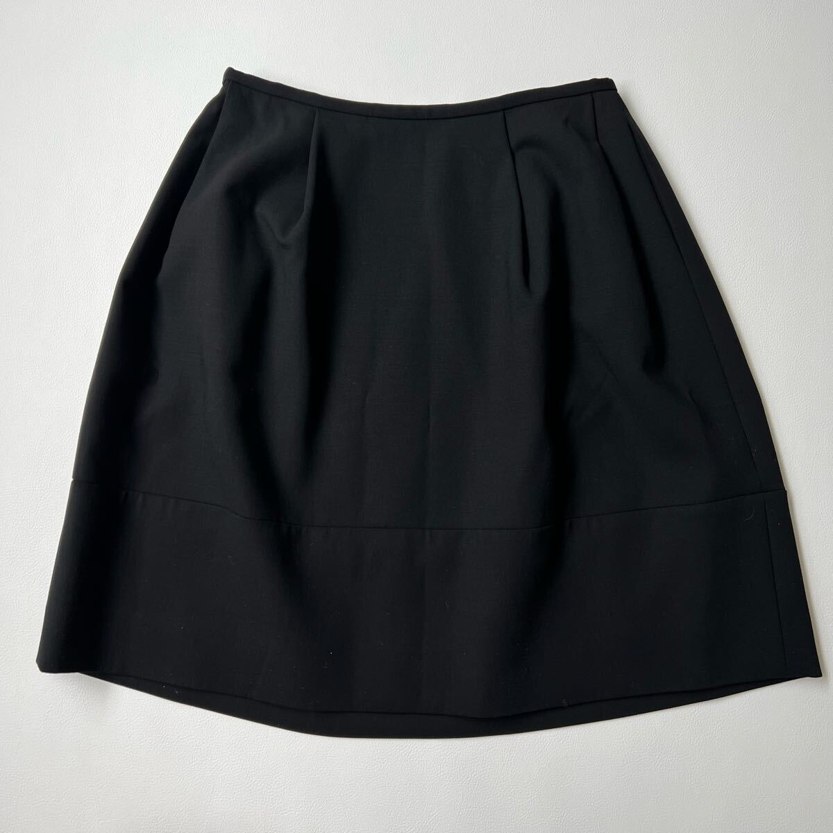 美品 FOXEY BOUTIQUE フォクシーブティック フレアスカート 膝丈 マカロンシック ストレッチダブルフェイス ブラック 40 レディース