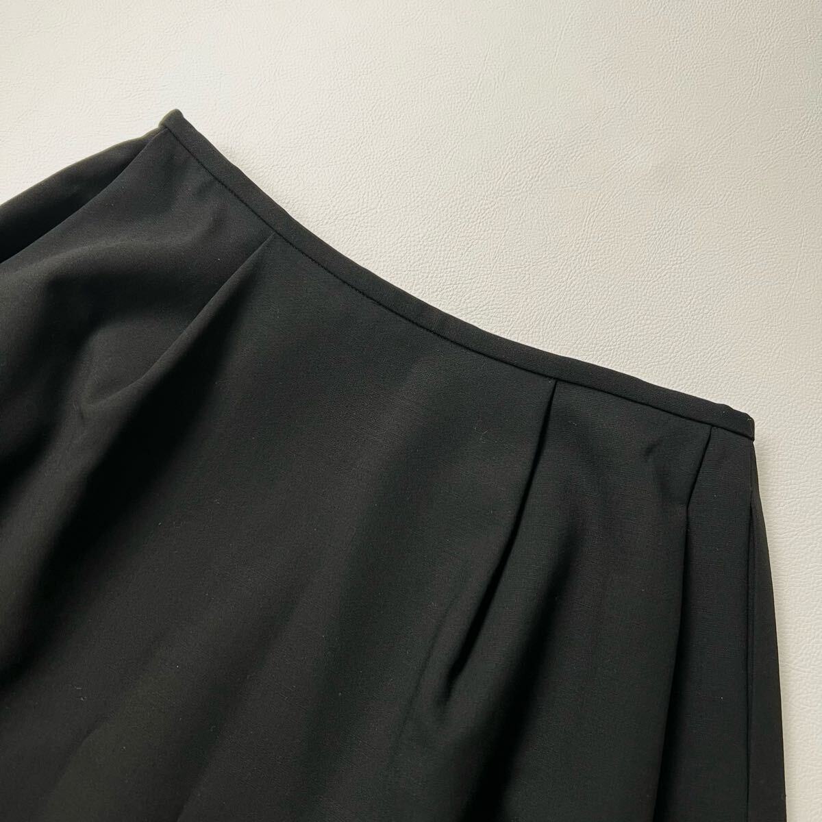 美品 FOXEY BOUTIQUE フォクシーブティック フレアスカート 膝丈 マカロンシック ストレッチダブルフェイス ブラック 40 レディース