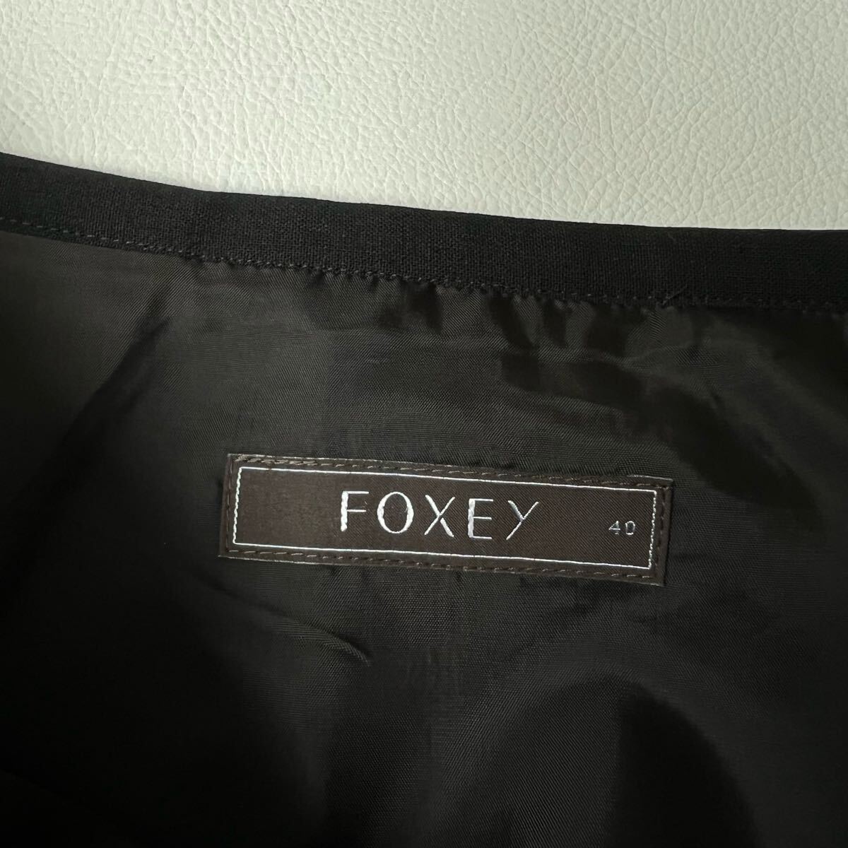 美品 FOXEY BOUTIQUE フォクシーブティック フレアスカート 膝丈 マカロンシック ストレッチダブルフェイス ブラック 40 レディース