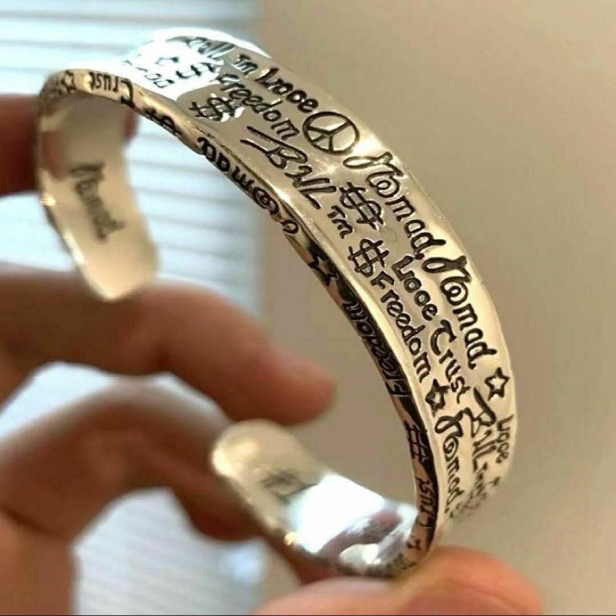 バングル　ブレスレット　英字　絵文字　古代文字　ナバホ シルバー メンズ レディース ユニセックス 刻印 ストリート