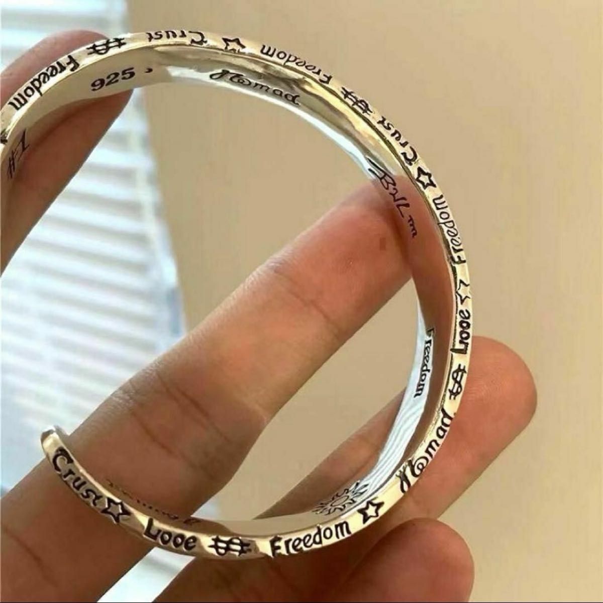 バングル　ブレスレット　英字　絵文字　古代文字　ナバホ シルバー メンズ レディース ユニセックス 刻印 ストリート