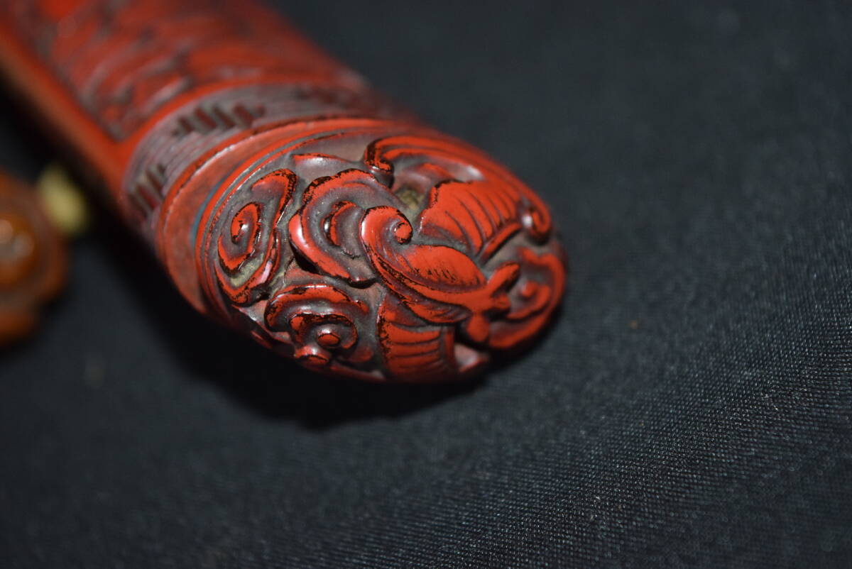 堆朱　煙管入 緒締玉 煙草入れ 時代堤物　彫漆　根付　在銘 印籠　時代　中国古玩　唐物　中国骨董　中国美術_画像9