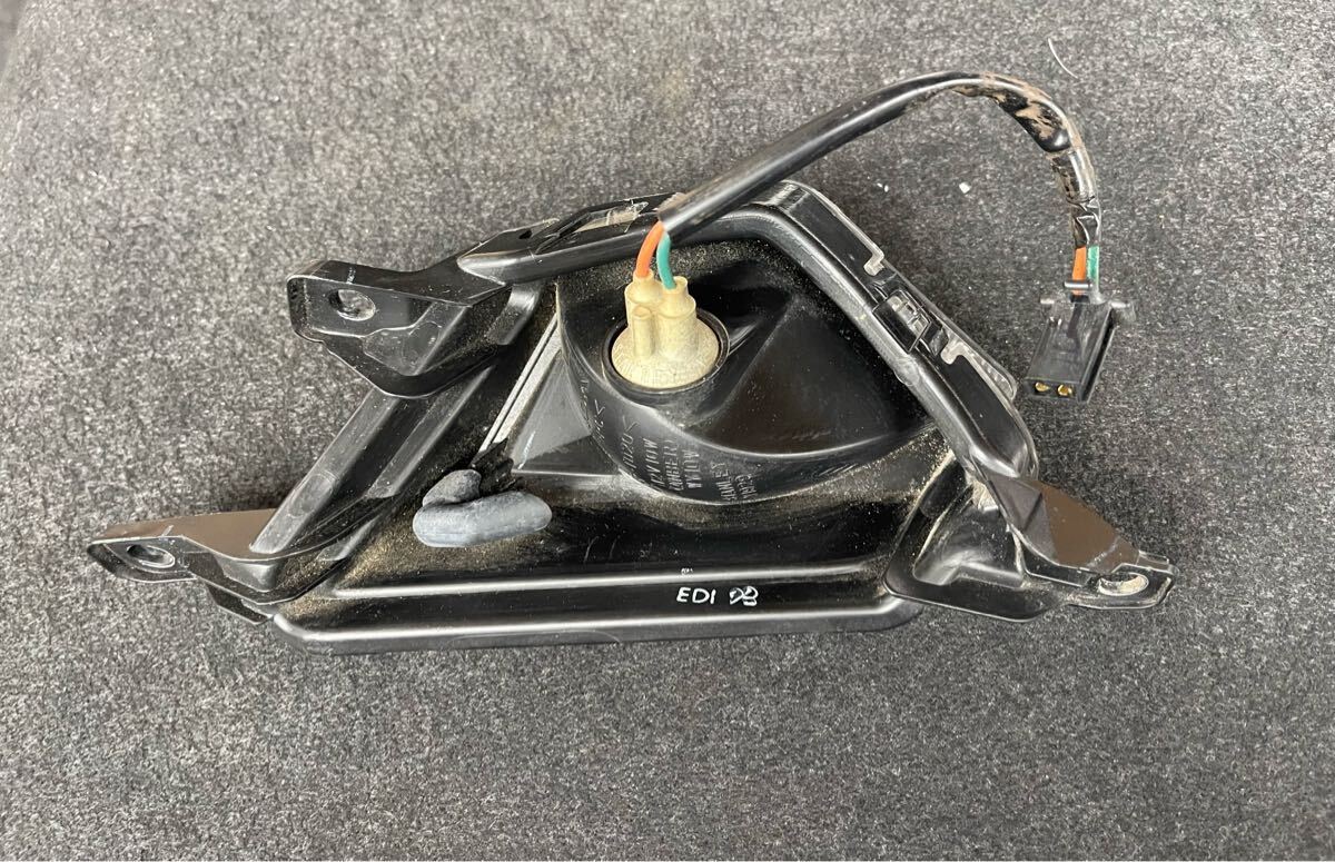  Honda Dunk AF74 указатель поворота левый stanley w1929 W-7311