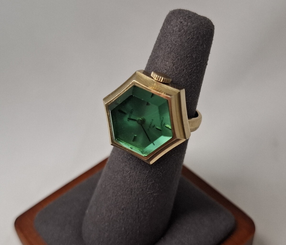 0[1 иен старт ][ работа товар ]SEIKO Seiko кольцо часы 11-7680 17Jewels зеленый × Gold часы механический завод 