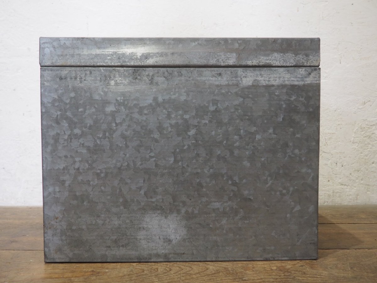 ユU0328◆③H40×W50×D34(cm)◆ビンテージ◆蓋付きの古いブリキ缶◆工業(yè)系 収納 ボックス ケース コーヒーテーブル レトロA笹4