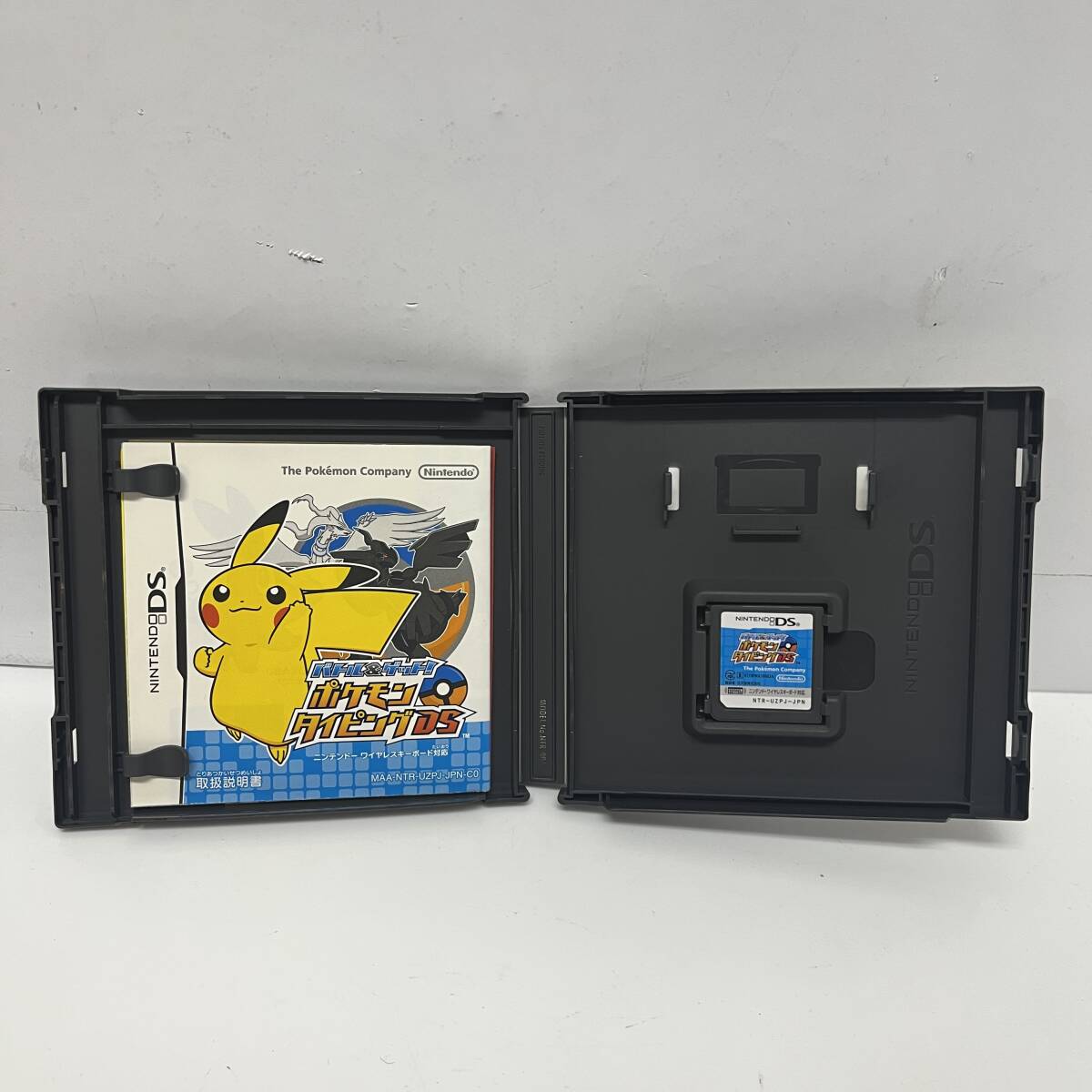 (志)【動作品】Nintendo/任天堂 バトル＆ゲット！ポケモンタイピングDS ソフト キーボード 箱つき (o)0610D