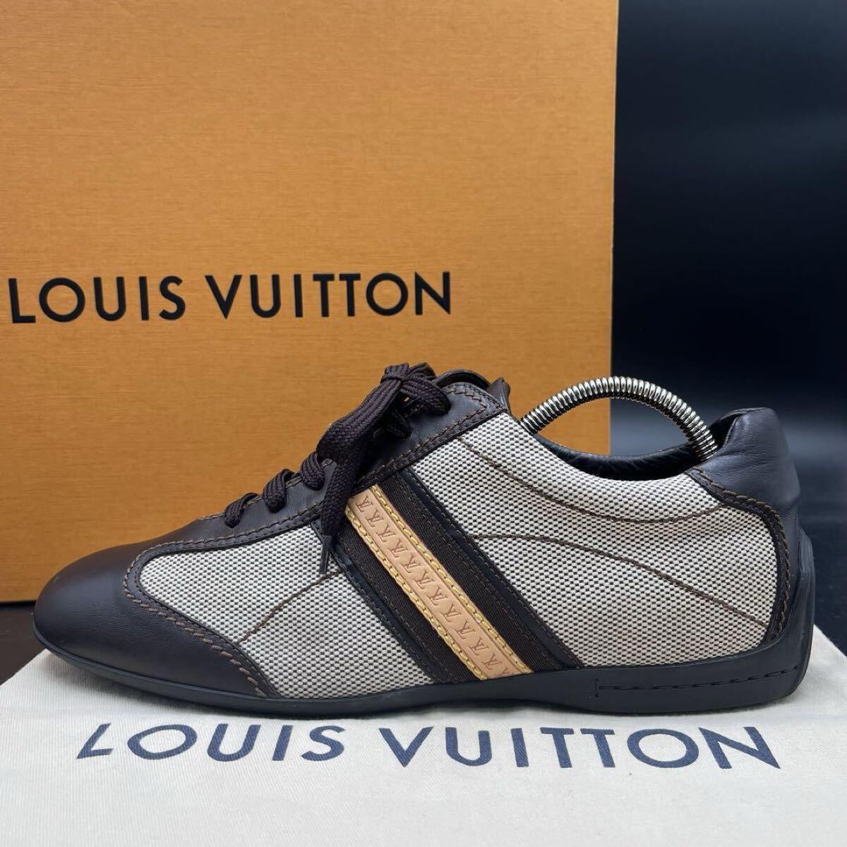 【美品】 LOUIS VUITTON ルイヴィトン ジャーマントレーナー メンズ サイドライン LVロゴ ローカット スニーカー シューズ 靴 25cm相當