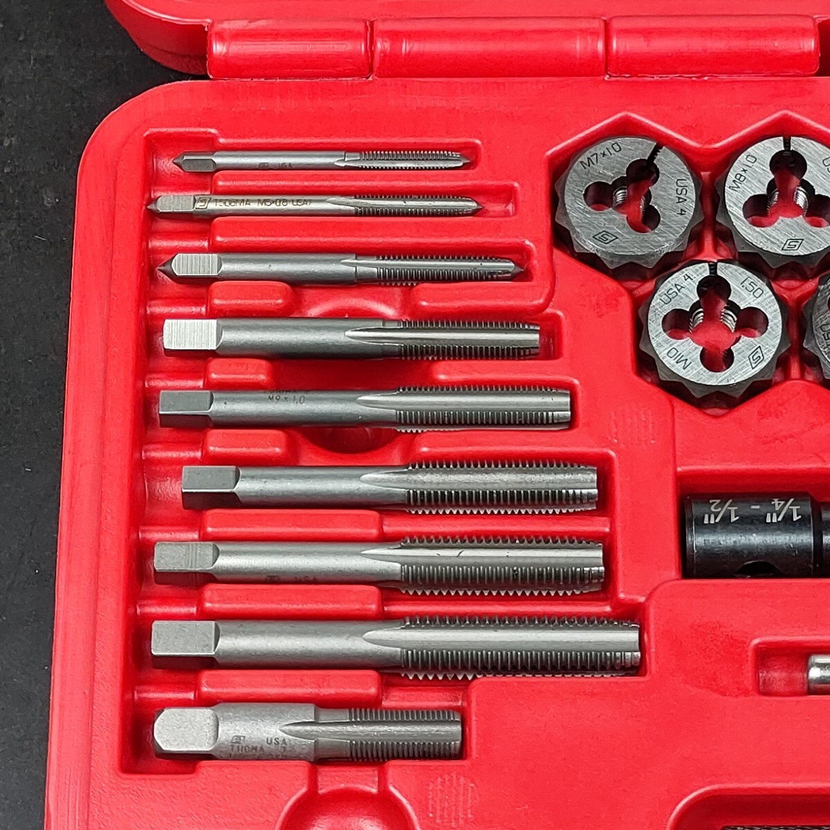 Snap-onグッズセット 未使用品 スナップオン Snap-on 41pc タップ&ダイスセット