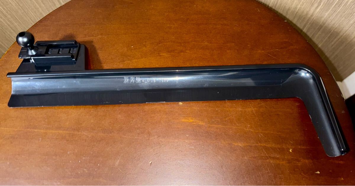 【専用デザイン】モニター取付式スマートホンホルダーベース メルセデス・ベンツA(W177)/B(W247)/GLB(X247)/GLA(H247)/CLA(C118)に_画像1