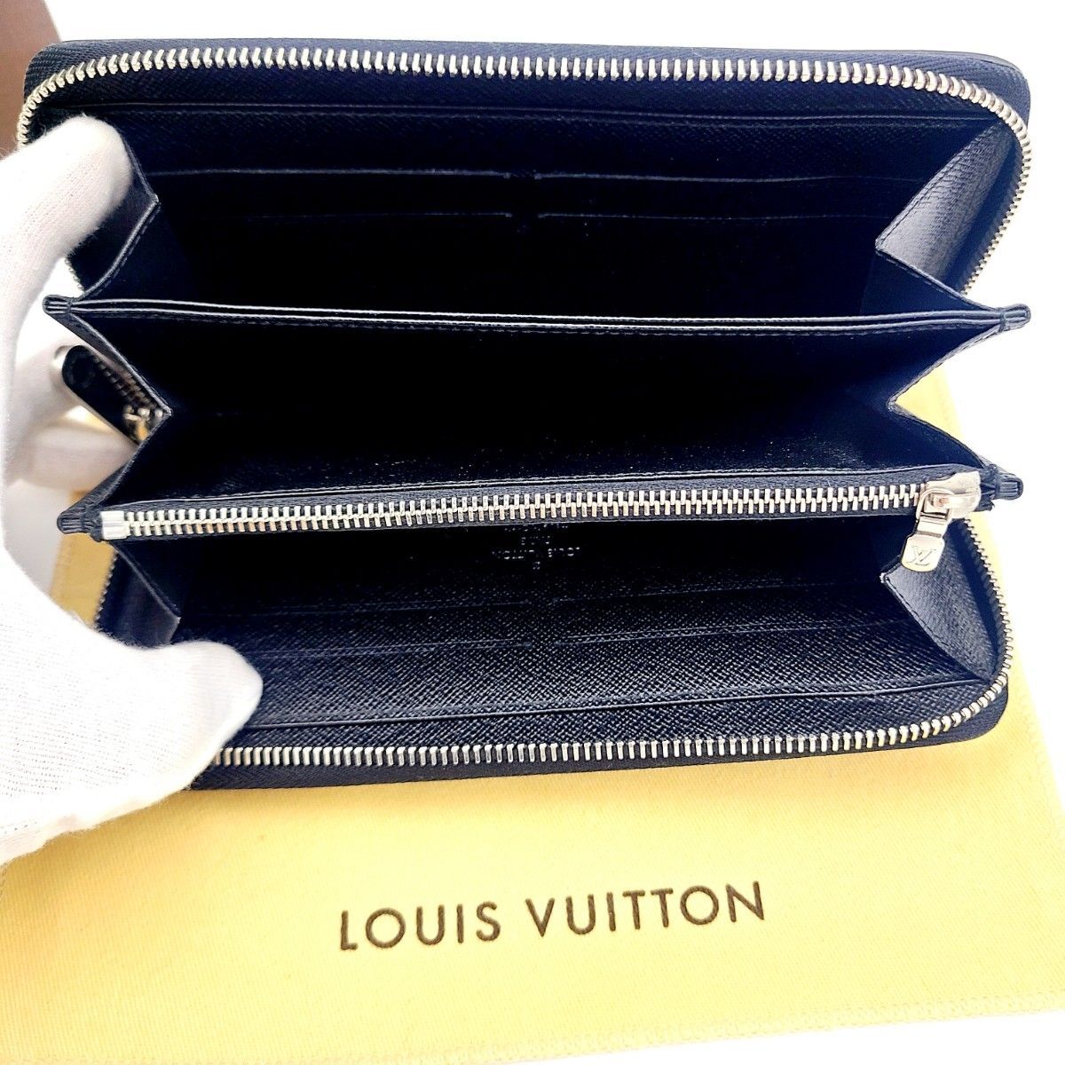 美品 Louis Vuitton ルイヴィトン エピ ジッピーウォレット 長
