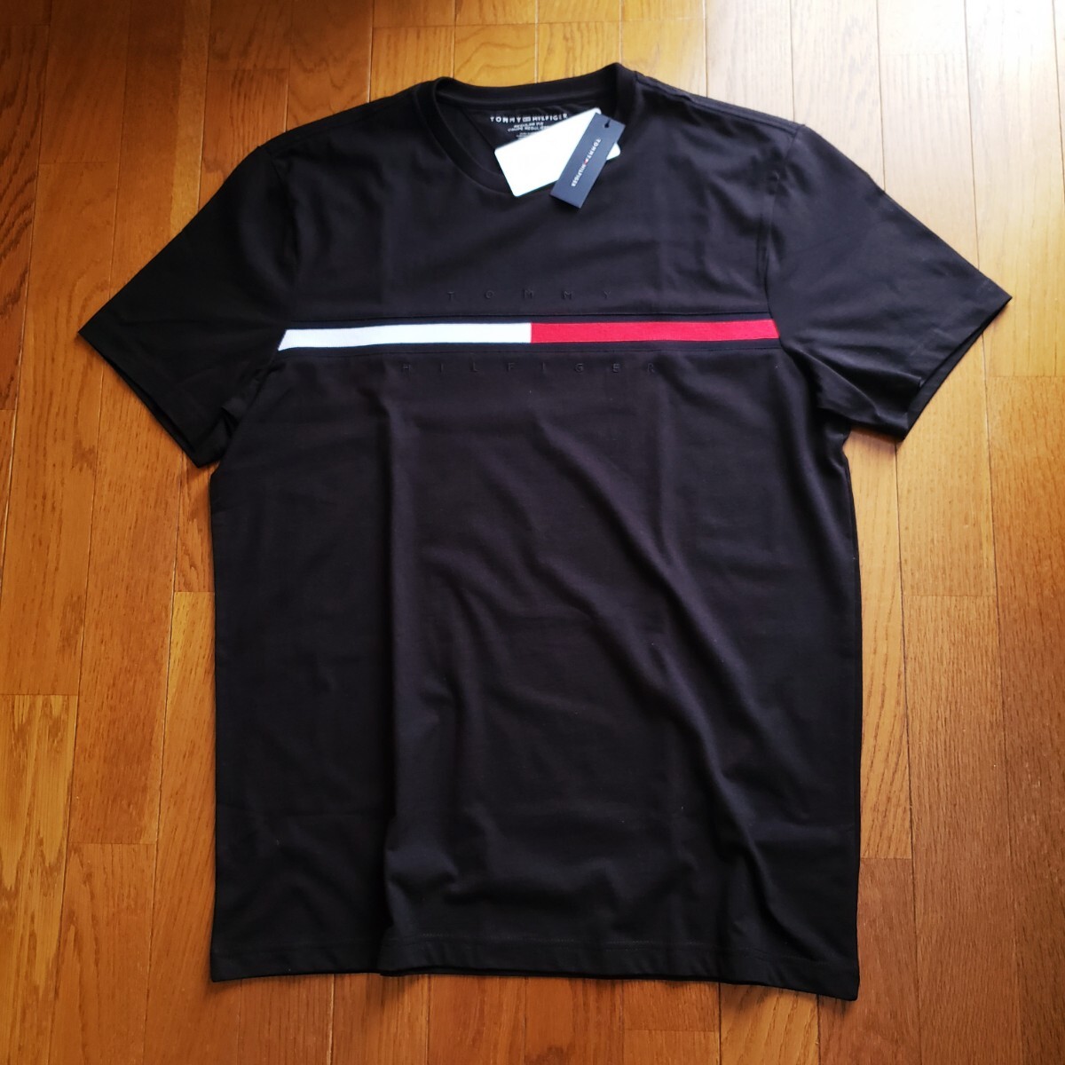 【新品】TOMMY HILFIGER Мサイズ Tシャツ フラッグロゴ 25ss ブラック トミーヒルフィガー 