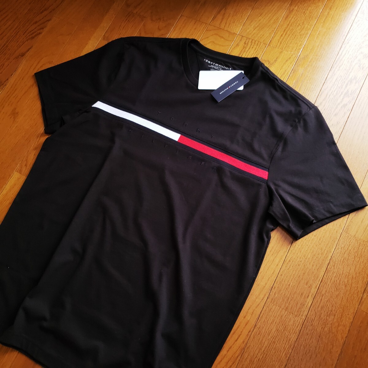 【新品】TOMMY HILFIGER Мサイズ Tシャツ フラッグロゴ 25ss ブラック トミーヒルフィガー 