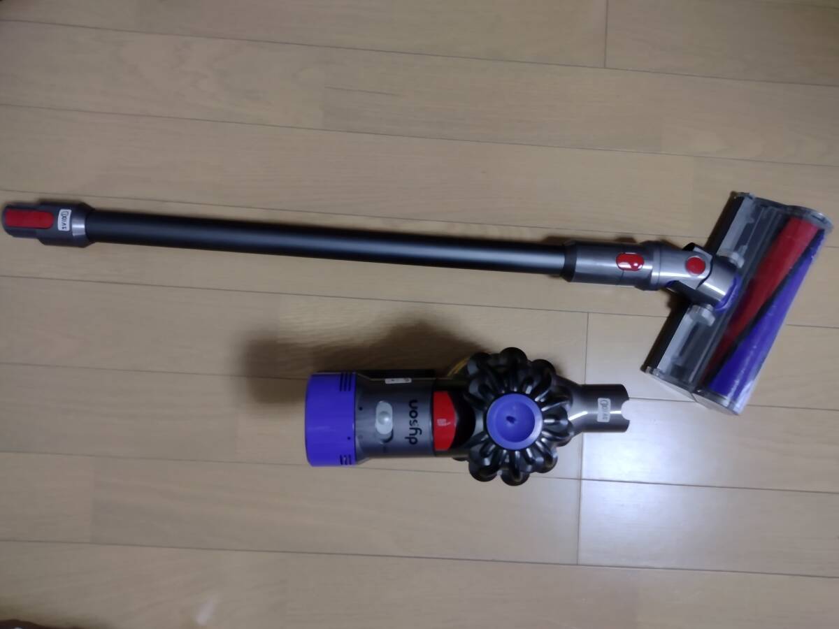ダイソン★コードレス掃除機★V8★ＳV10★純正バッテリーの状態　弱★1