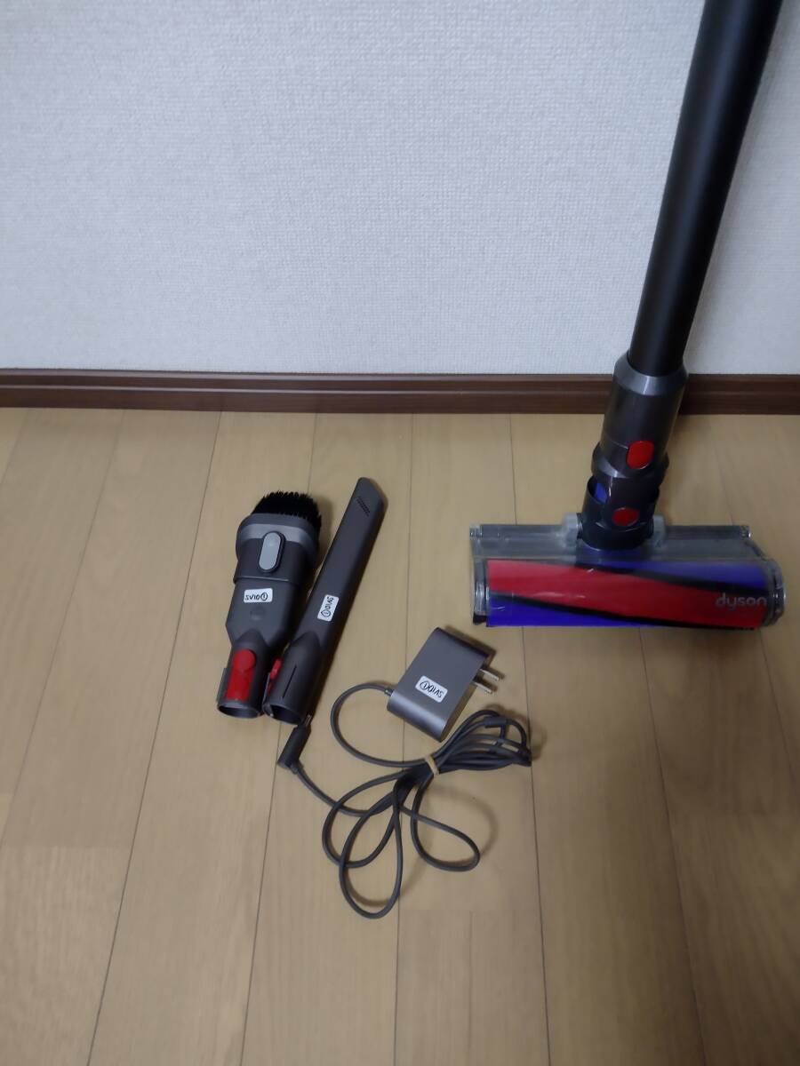 ダイソン★コードレス掃除機★V8★ＳV10★純正バッテリーの状態　弱★1