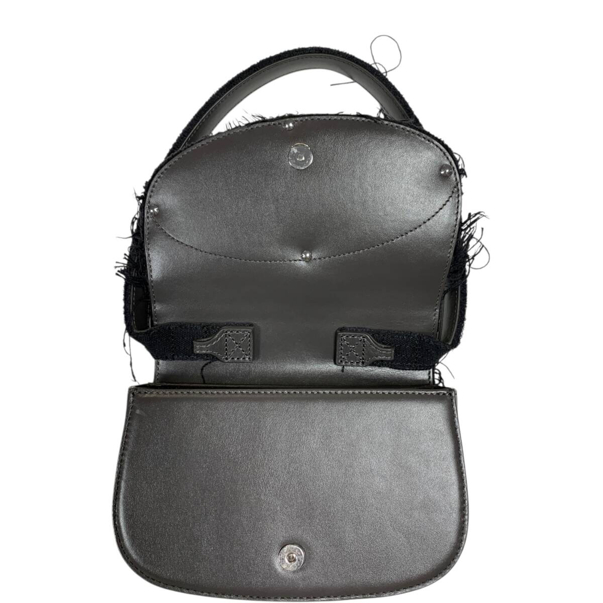 * б/у товар *DIESEL дизель 1DR D Logo кожа сумка на плечо ручная сумочка женский черный × серый серия стразы Q91038NC