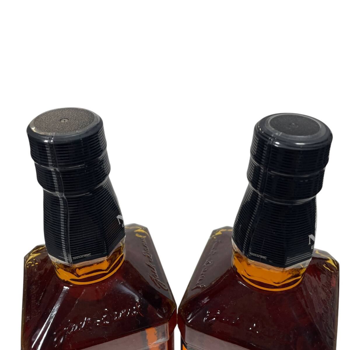 ◆未開栓◆Jack Daniel's ジャックダニエル ブラック マクラーレン 2023エディション 40度 700ml 1139g 2本 Q92811NL