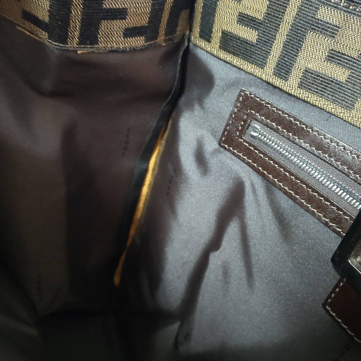 【中古品】FENDI フェンディ バックル ハンド トート バック ズッカ柄 キャンバス レザー ブラウン系 レディース 內(nèi)側(cè)劣化有 J57196RK